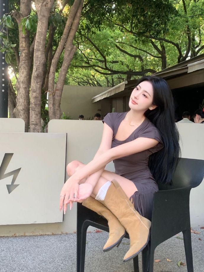 弥留之国的爱丽丝 封面
